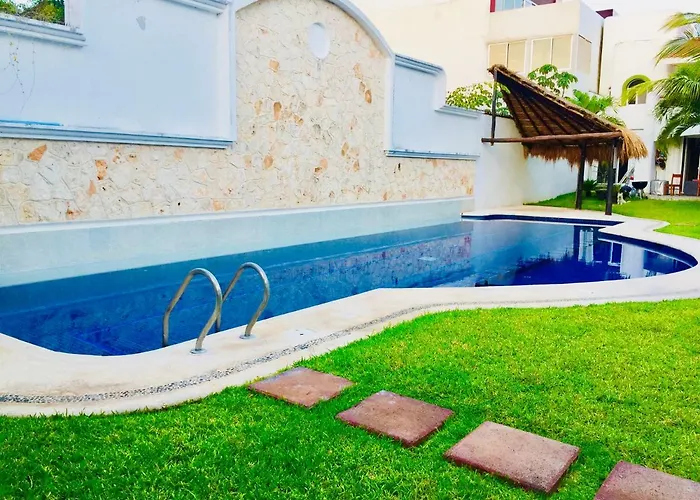 Gorgeous 11 People Comfort With Pool Playacar Phase 2 Villa *