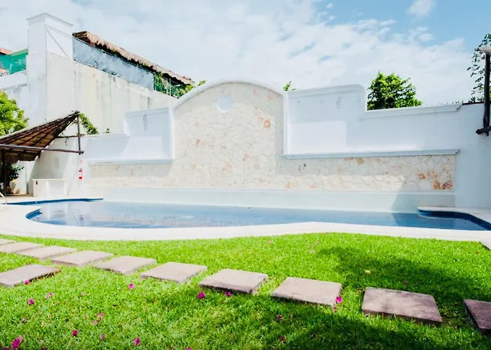 Gorgeous 11 People Comfort With Pool Playacar Phase 2 Villa Playa del Carmen